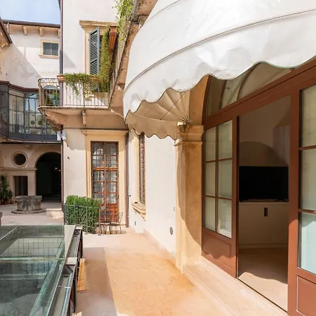 Palazzo Lugo - Domus