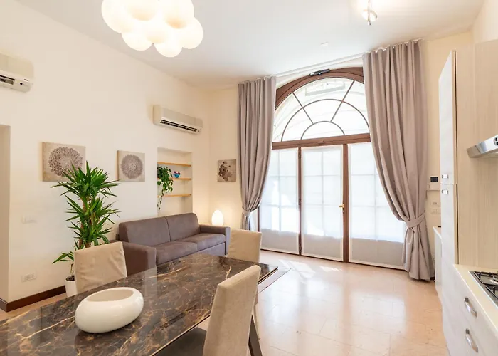 Domus - Palazzo Lugo Verona