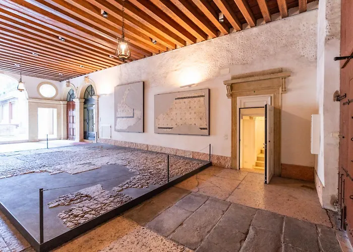 Domus - Palazzo Lugo