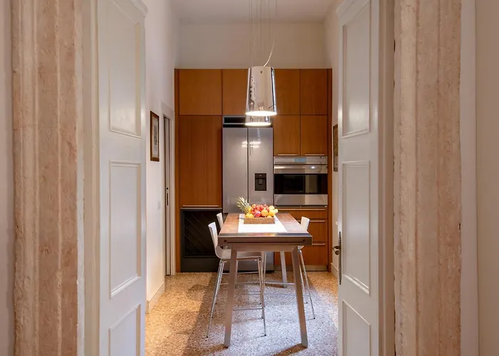 Domus - Palazzo Lugo Apartamento Verona