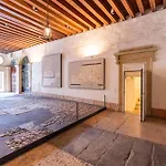 Palazzo Lugo - Domus
